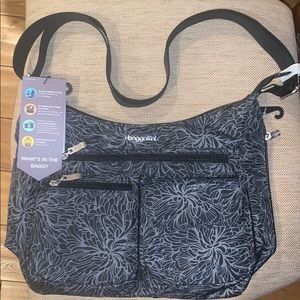 NEW HANDBAGS!! SALE